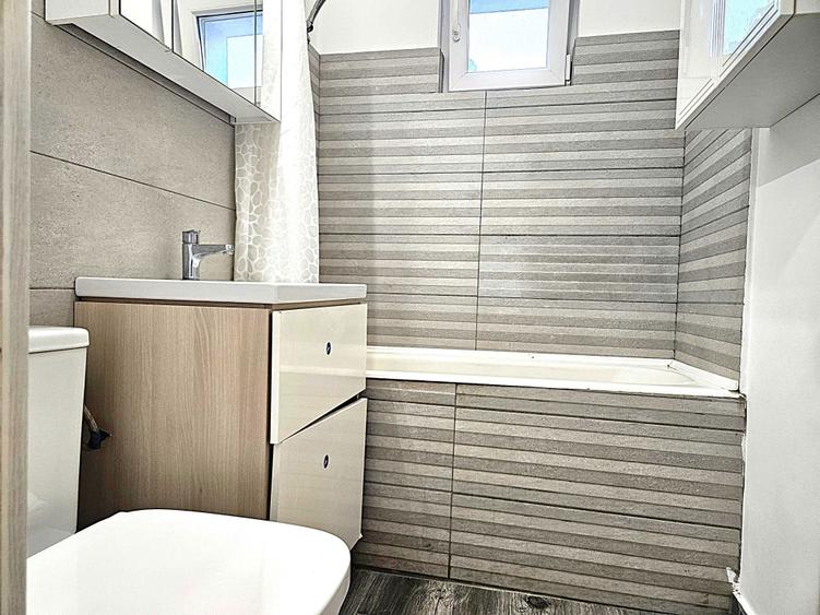 Apartament 2 camere, decomandat. Zona Gradiste Arad - 3