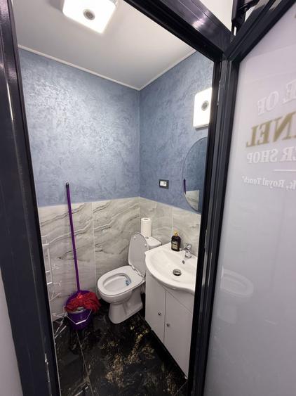 Salon barber shop de inchiriat amenajat si mobilat cu 2 posturi - 4