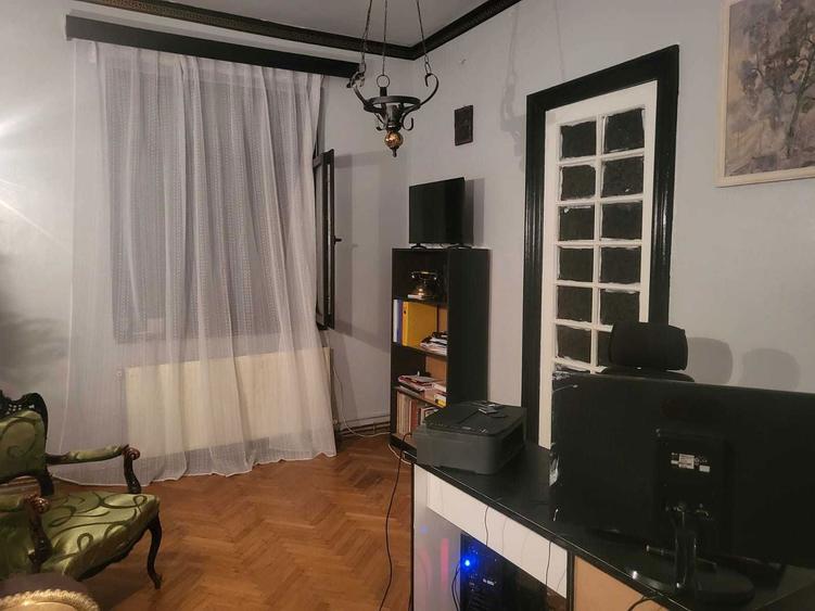 Apartament 4 camere Titulescu in vila - 3