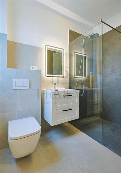 Sacalaz- dormitor la parter- despartit prin garaj- bucatarie echipata si mobilat - 8