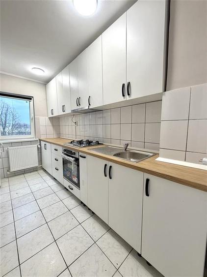 APARTAMENT CU 3 CAMERE | DE INCHIRIAT | ETAJ 3 | NUFARUL - 1