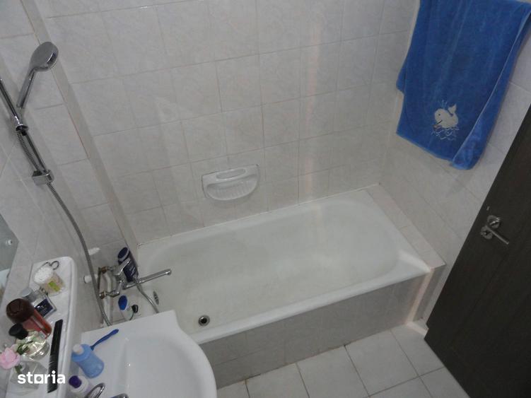 Apartament 1 camera, 57 mp, Cal. A. Vlaicu, balcon 6m, centrala pe gaz - 14