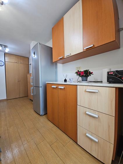 2 Camere Decomandat Zona Trocadero Mobilat Modern Gaze Termen Lung - 25