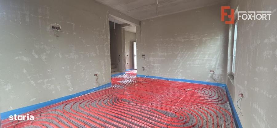 Casă cu 4 camere cu Teren 365 Mp în Central