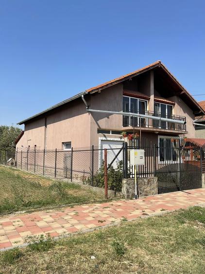 Casa de vanzare complet mobilata - 4