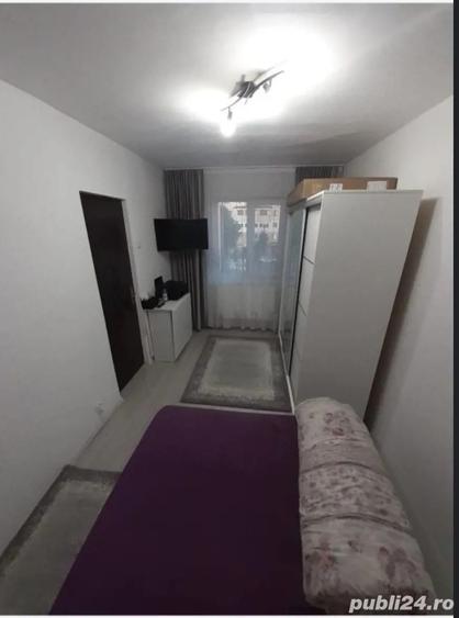 Caut colega apartament - 2