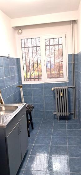 piața 4-5..apartament 2 camere - 8