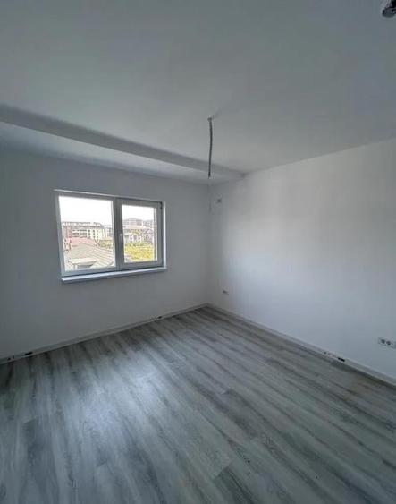 spre vanzare apartament de  3 camere Bragadiru - 7
