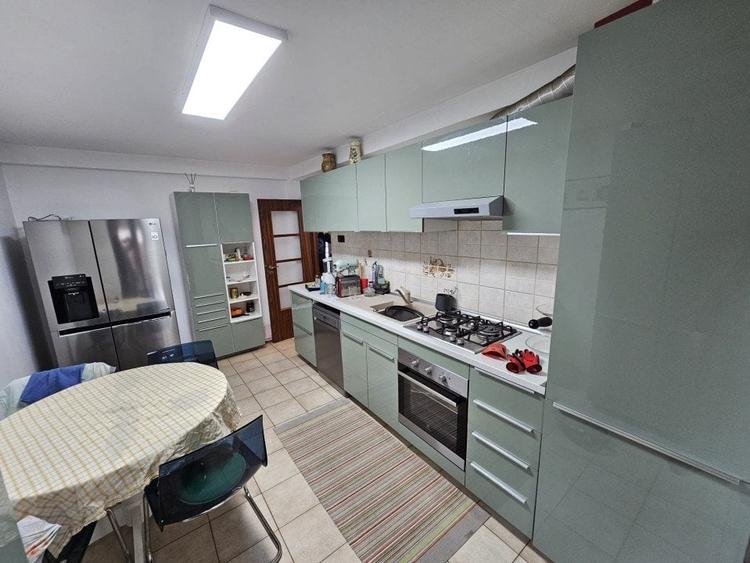 Casa -5 camere - zona Pacii- Militari - 5