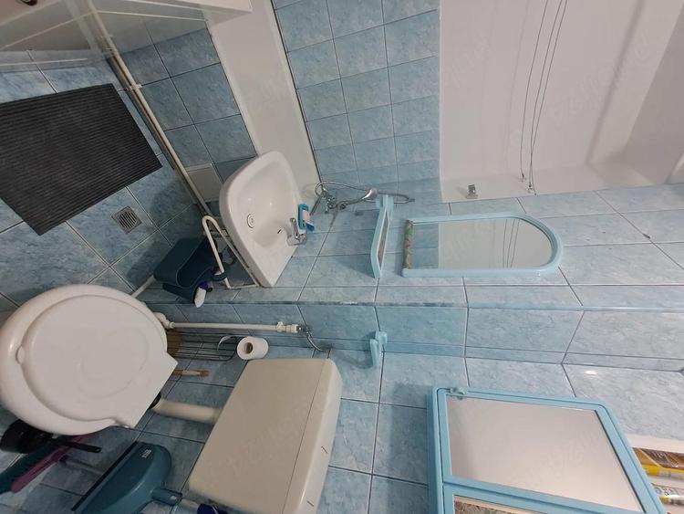 Garsoniera de inchiriat in oras Hunedoara, zona centrala , mobilata, utilata, 160 euro luna - 3