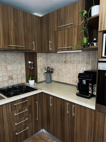 Apartament 3 camere,parcare,etaj intermediar,zona Eroilor - 7