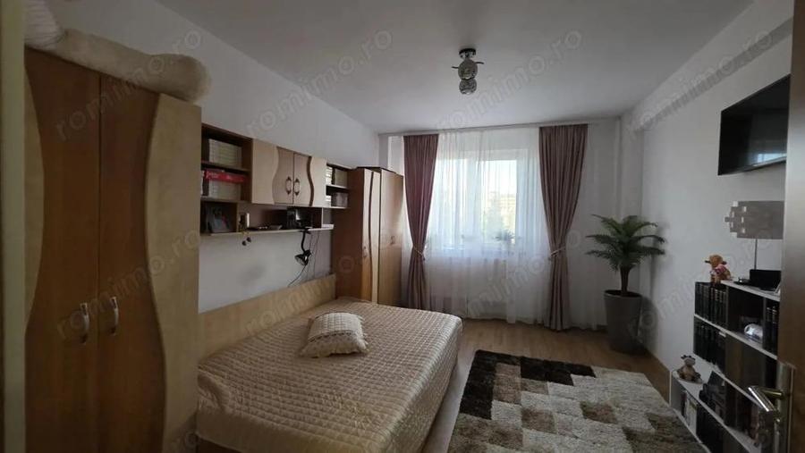 Apartament 3 camere, 76.80 mp, zona Ultracentral - 6