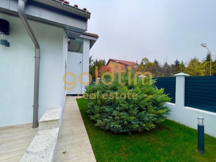 UNICA/ABSOLUT SUPERBA/ VILA INDIVIDUALA/IANCU NICOLAE/CURTE GENEROASA - 113