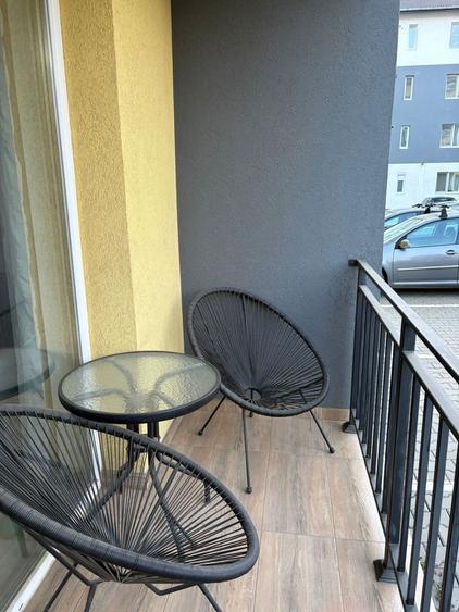 Proprietar inchiriez apartament 2 camere - Bloc Nou - Parcare - 1