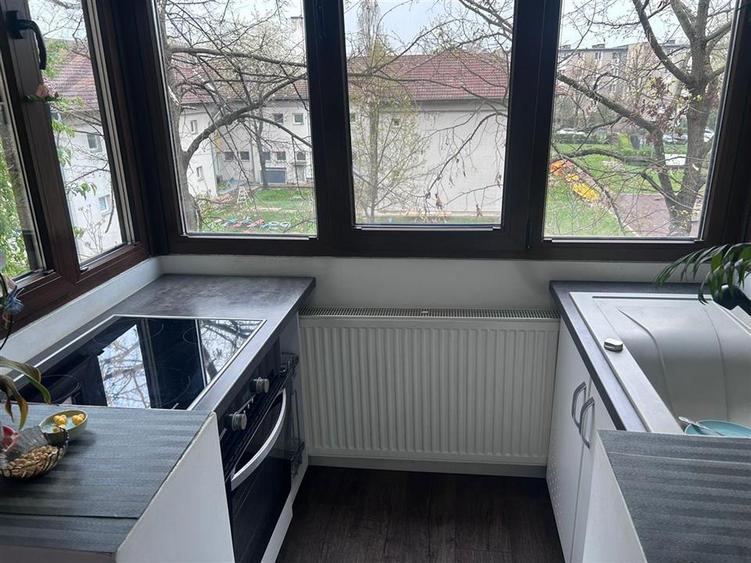 RECO Apartament 3 camere zona Rogerius etaj 2 - 4