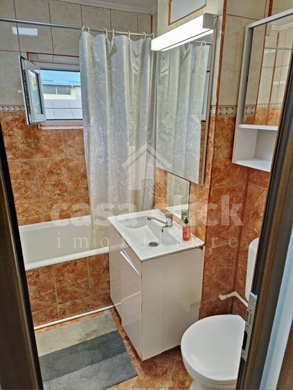 Apartament 3 camere decomandat, renovat, etaj 2 – Micro 16 - 7