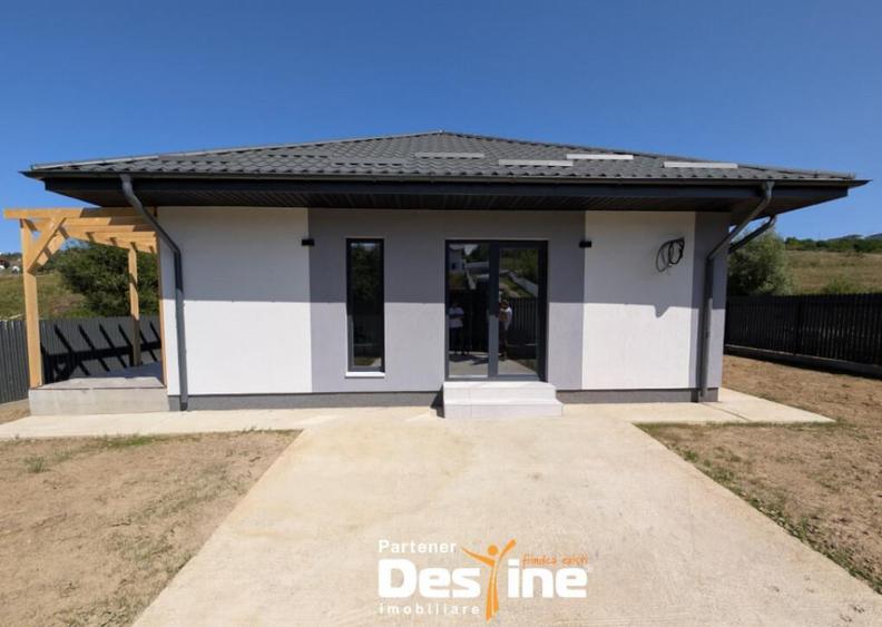 Casa cu 3 camere in Visan aproape de transport, 2 bai, curte - 3