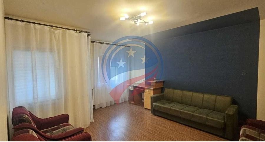 CHIRIE APARTAMENT 3 CAMERE 1 MAI - 1