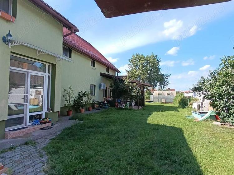 Casa spatioasa cu teren generos - 10