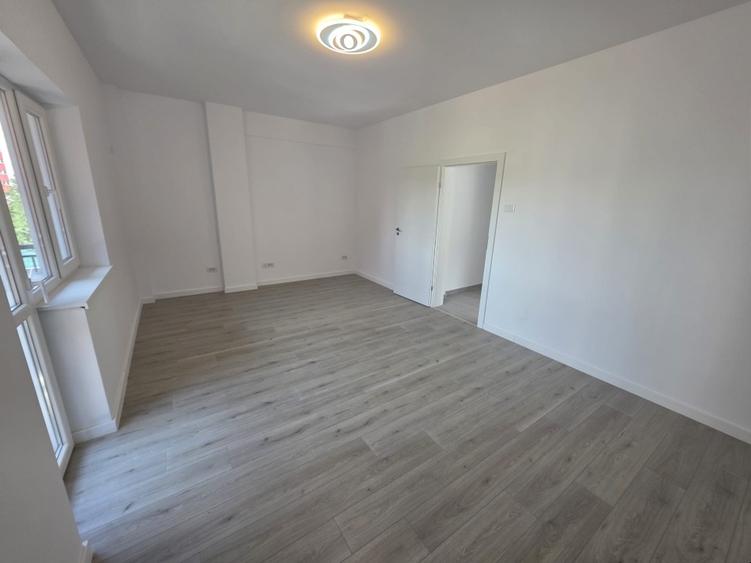 BLOC NOU apartament cu 1 camera 36.5m² de vanzare, FINALIZAT , ZONA CENTRALA  - 3