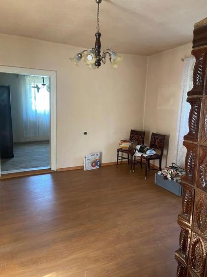 Casa de vanzare la tara, cu anexe si priveliste superba ideala pentr - 7