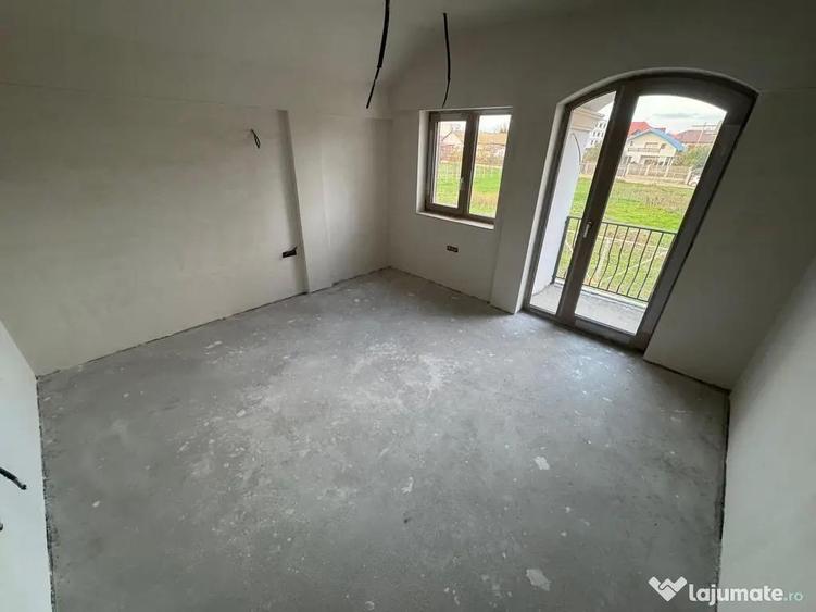 Casa de vanzare Duplex zona Carrfour - 15