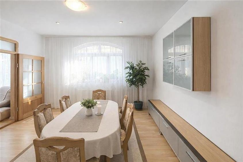 FILM& 3D!Proprietate duala distinctiva: showroom,birouri,locuinta,venit pasiv, i - 2