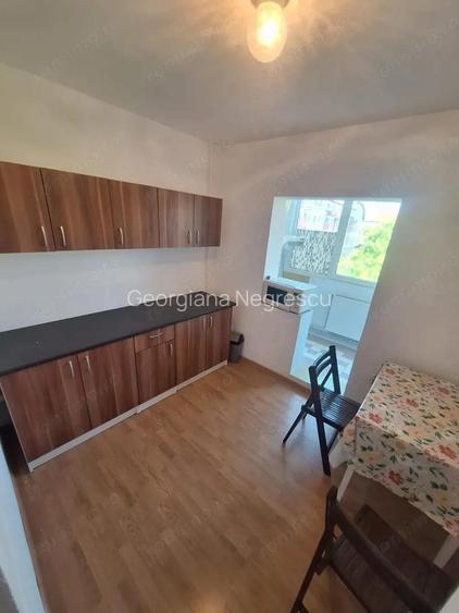 Girocului-Lidia | 3 Camere | Etaj intermediar | Garaj + Boxa | Centrala proprie