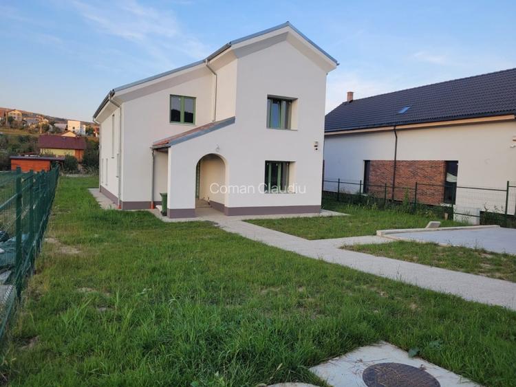 Casa individuala 171mp utili, 958mp teren