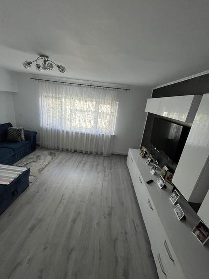 Apartament cu 2 camere decomandat, mobilat în Inel I