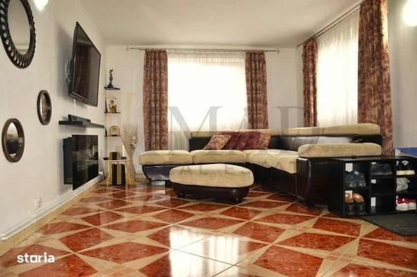 Casă cu 4 camere decomandat în Brănești