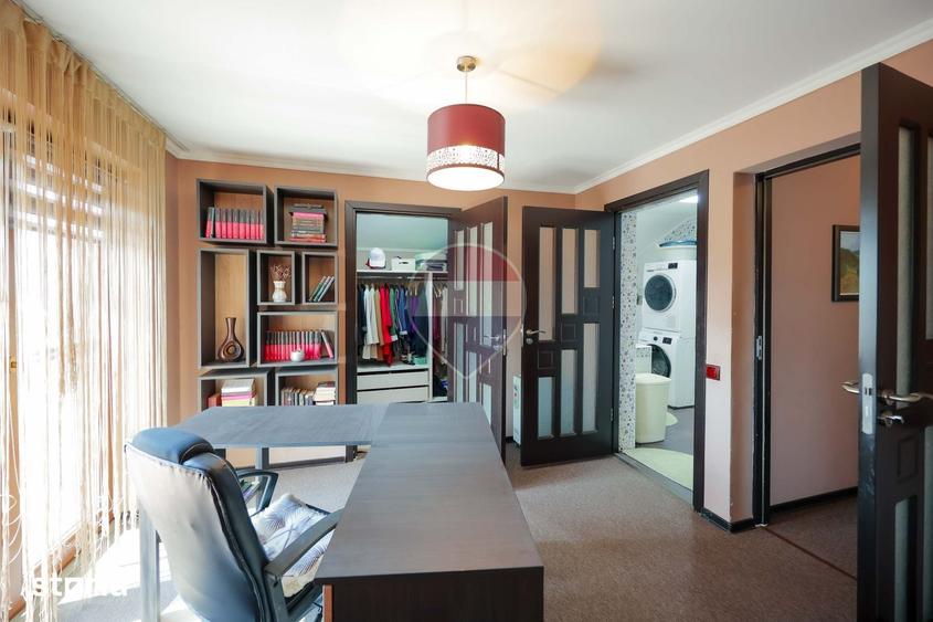 Casă cu 5 camere cu Teren 505 Mp în Central