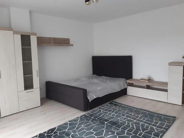 Apartament cu 2 camere decomandat, mobilat în Mărăști