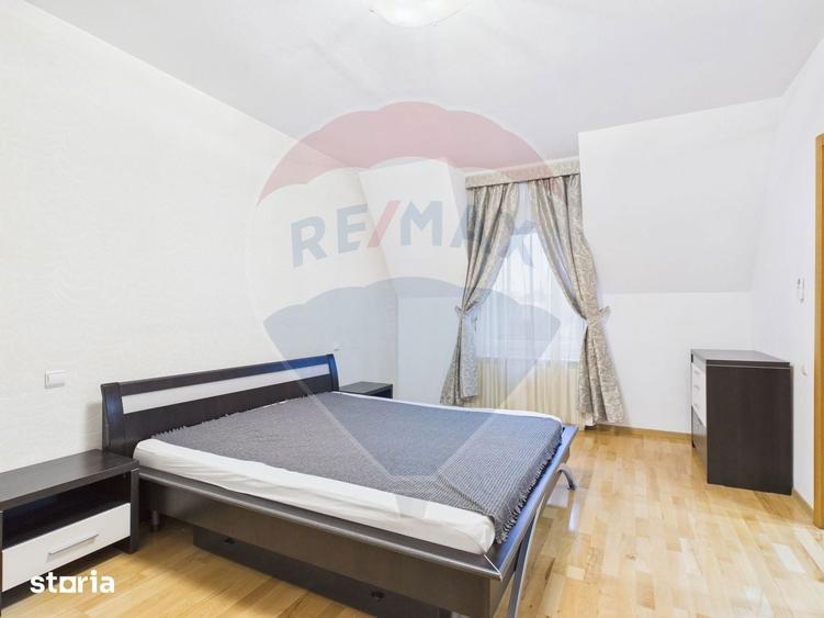 Complex Ibiza vila de inchiriat 6 camere, piscina, teren de tenis - 9