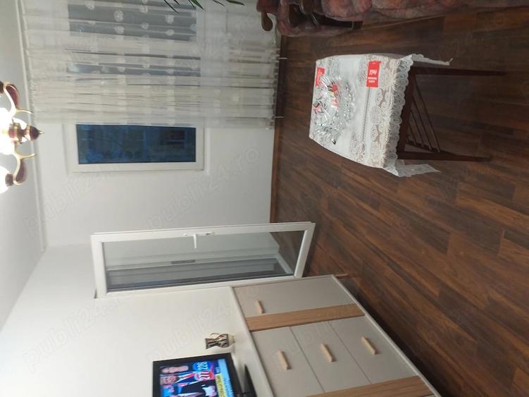 Apartament cu 2 camere decomandat în Titan