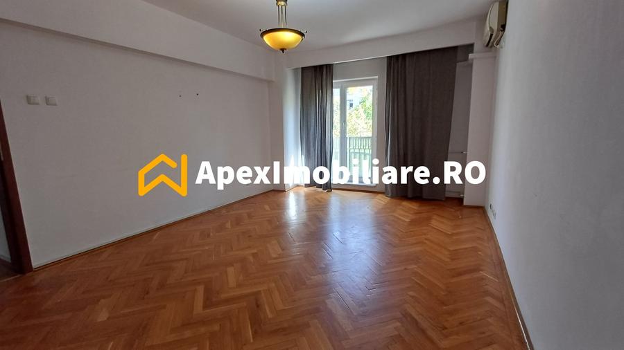 Apartament cu 4 camere decomandat în Unirii