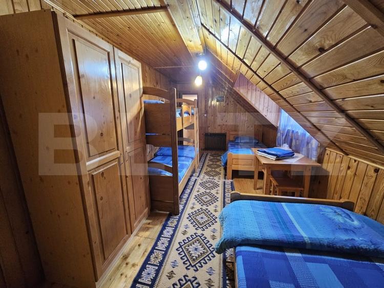 Hotel/Pensiune, de 223 mp, în Botești (Câmpeni)
