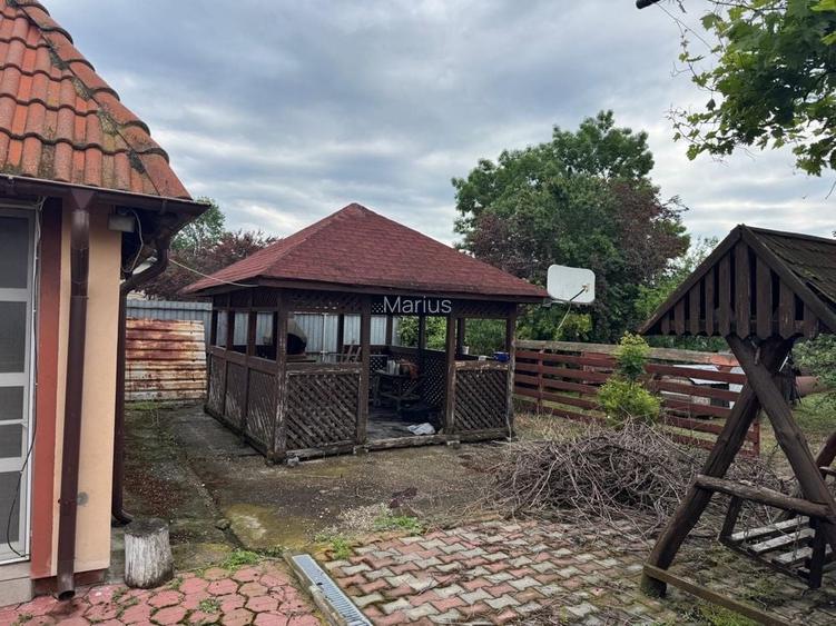 Casa de vanzare : Izvoru de sus Arges