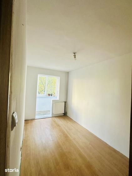 Apartament cu 3 camere în Circumvalațiunii