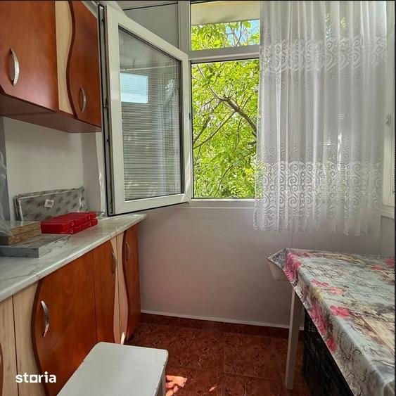 Apartament cu 2 camere decomandat în Canta