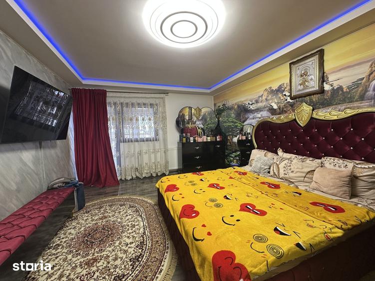 Casă cu 4 camere cu Teren 354 Mp în Târgșoru Vechi