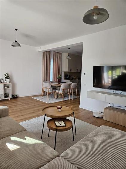 Duplex cu 4 camere cu Canalizare în Moșnița Nouă