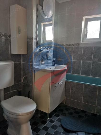 Apartament cu 3 camere decomandat în Lăpuș Argeș