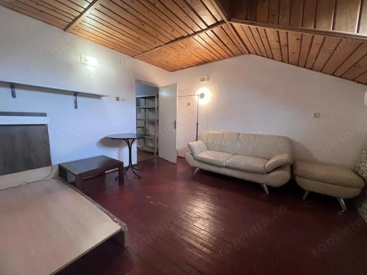 Garsonieră nedecomandată în Micul Dallas