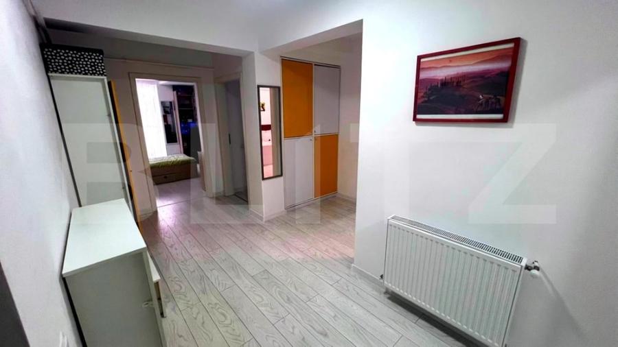 Apartament cu 3 camere decomandat, mobilat în Turnișor