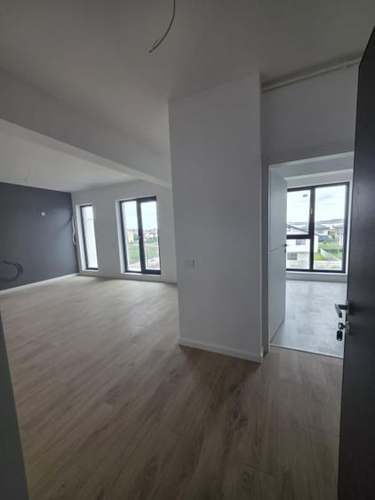 Apartament cu 2 camere decomandat în Bragadiru