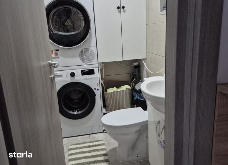 Apartament cu 3 camere semidecomandat în Bârnova
