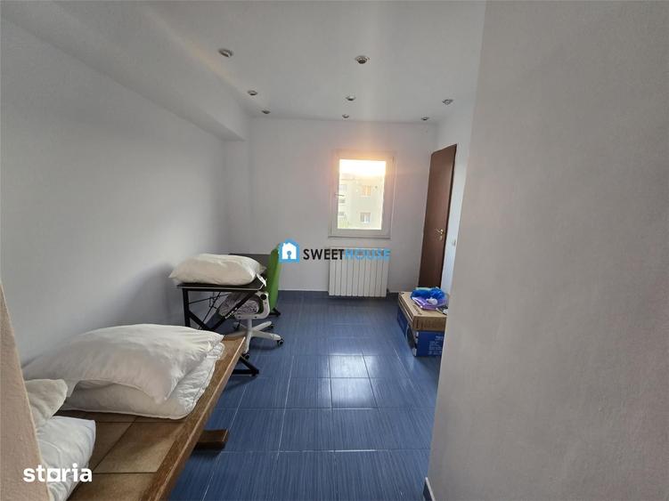 Apartament cu 4 camere în Central