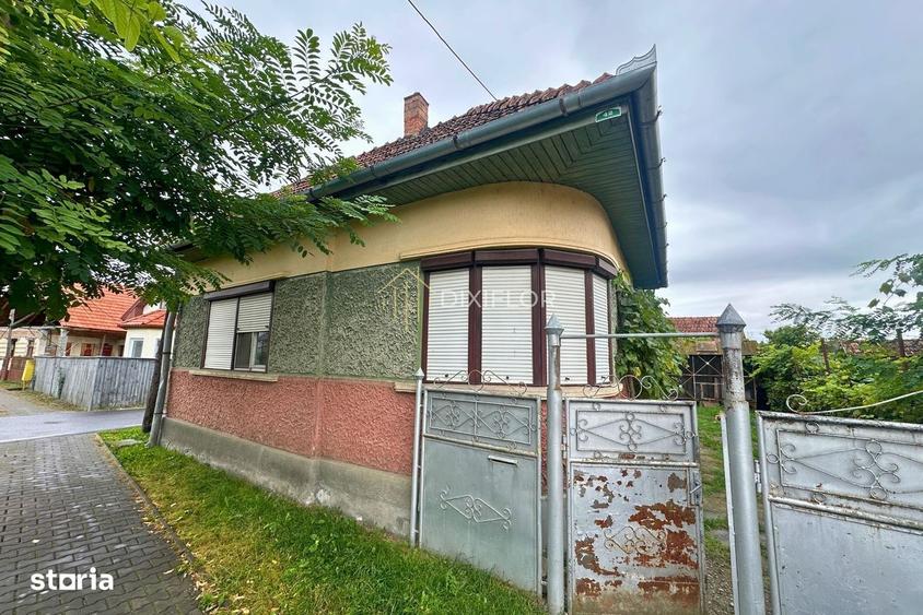 Casă cu 3 camere în Central
