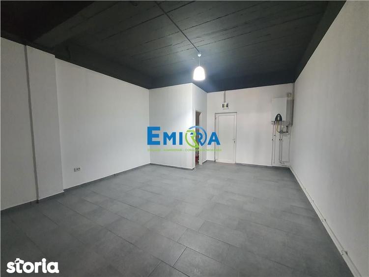 Spațiu comercial, de 86 mp, în Alecu Russo